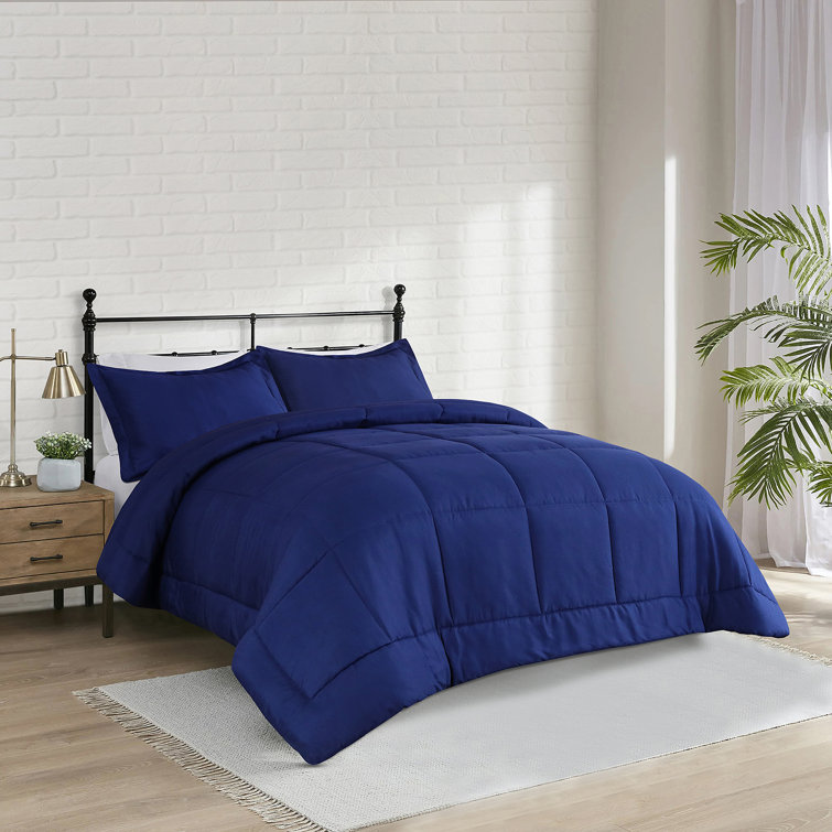 Latitude Run® Microfiber Comforter Soft Goose Down Alternative All